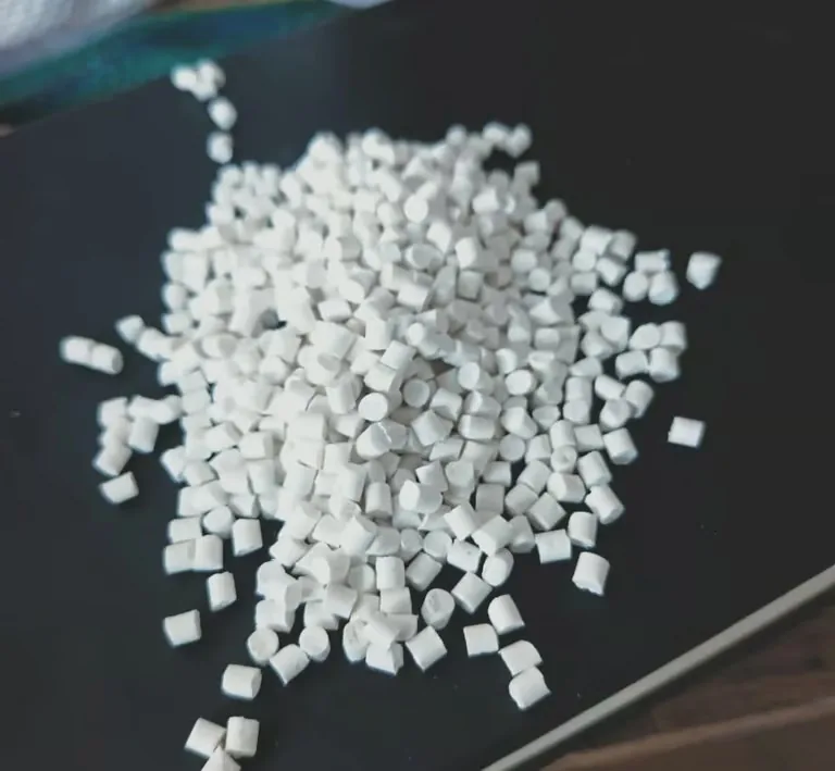 Pelet reciclado natural